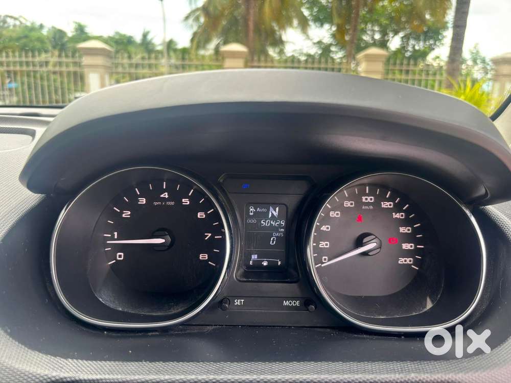 Tata Tiago 1.2 Revotron Xta, 2018, Petrol