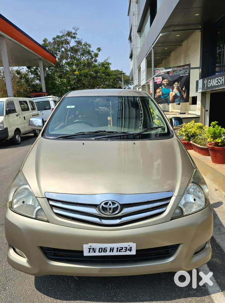 Toyota Innova 2.5 V 7 Str, 2010, Diesel
