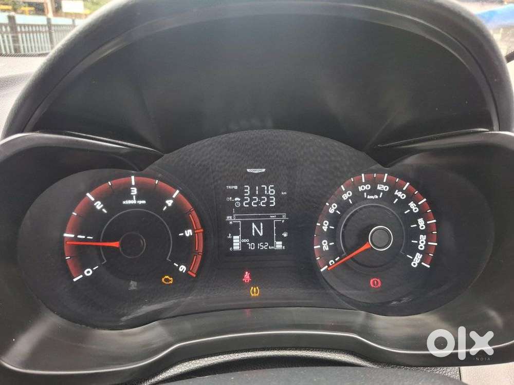 Mahindra Xuv300 W4 Diesel, 2023, Diesel