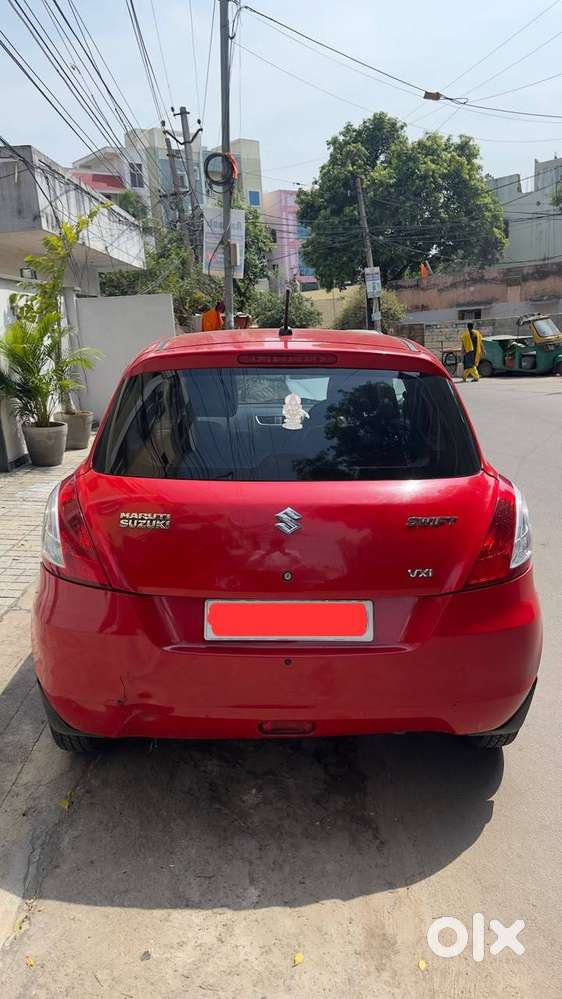 Maruti Suzuki Swift Vxi Petrol 2016  Showroom Service  New Tyres