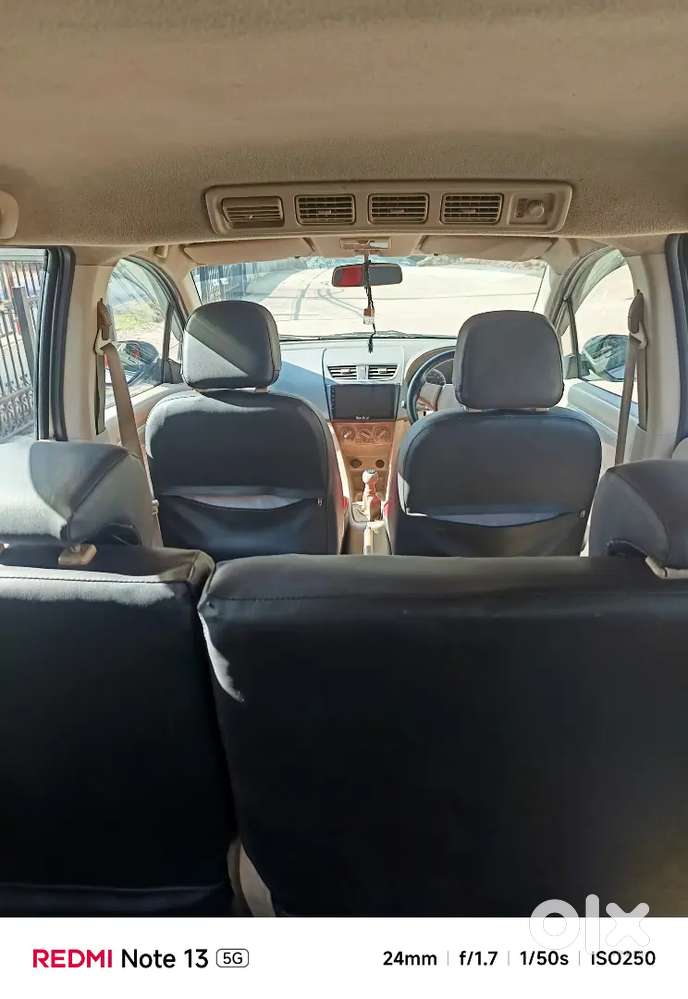 Model: 2015
Owner:3
Back Camera 
New Set Cover 
Android Smart Screen