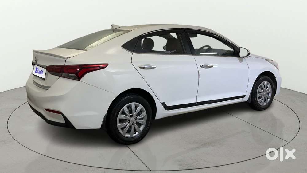 Hyundai Verna 1.4 Vtvt Ex, 2019, Petrol