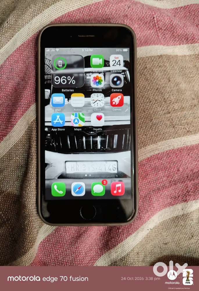 Iphone se 20 20 price 7000