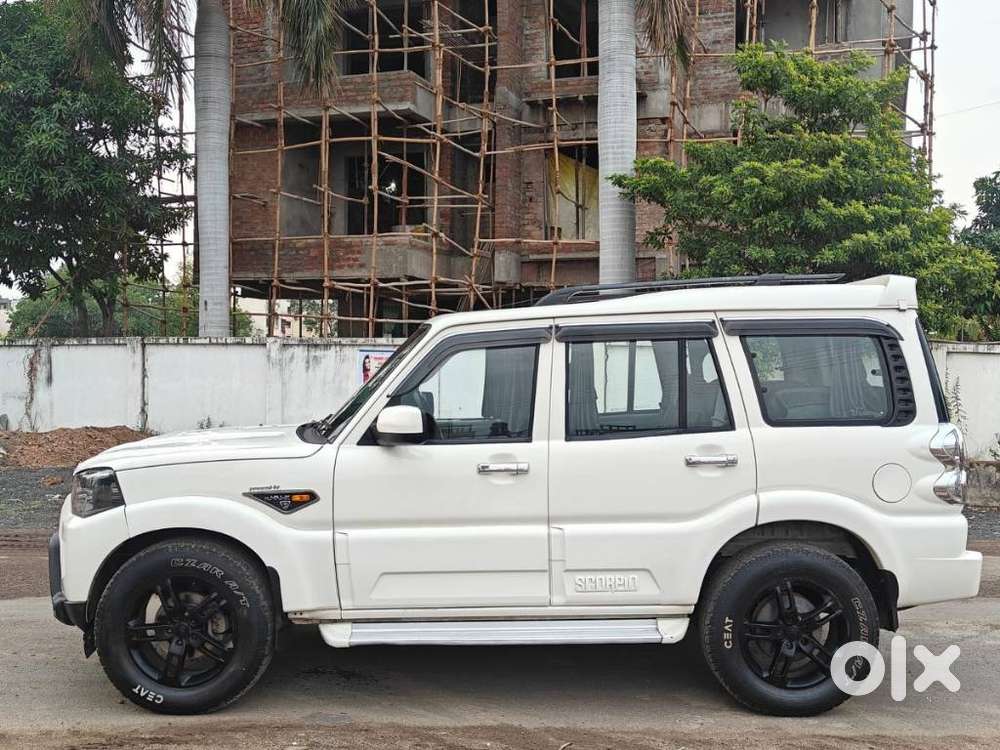 Mahindra Scorpio S4, 2017, Diesel
