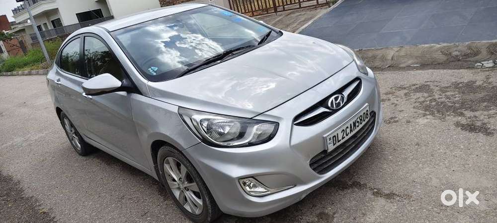 Hyundai Verna 1.6 Sx (o) Vtvt, 2011, Petrol