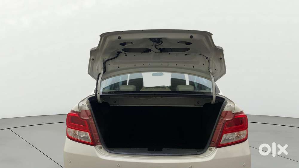 Maruti Suzuki Swift Dzire Amt Vdi, 2019, Diesel