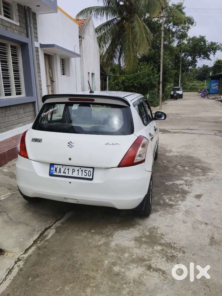 Maruti Suzuki Swift 2011 Diesel 159554 Km Driven