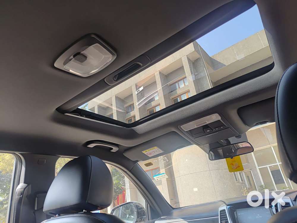 Mahindra Alturas G4 4wd At, 2021, Diesel