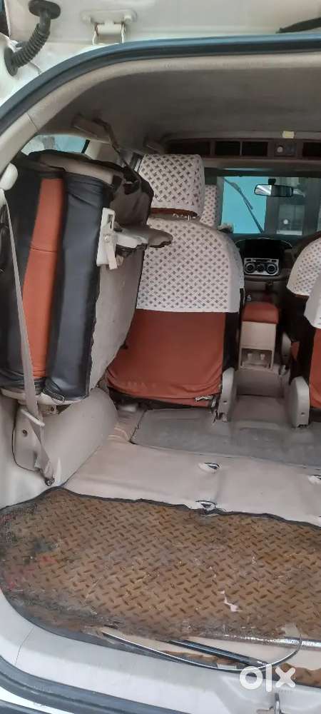 Toyota Innova 2014 Diesel 155000 Km Driven