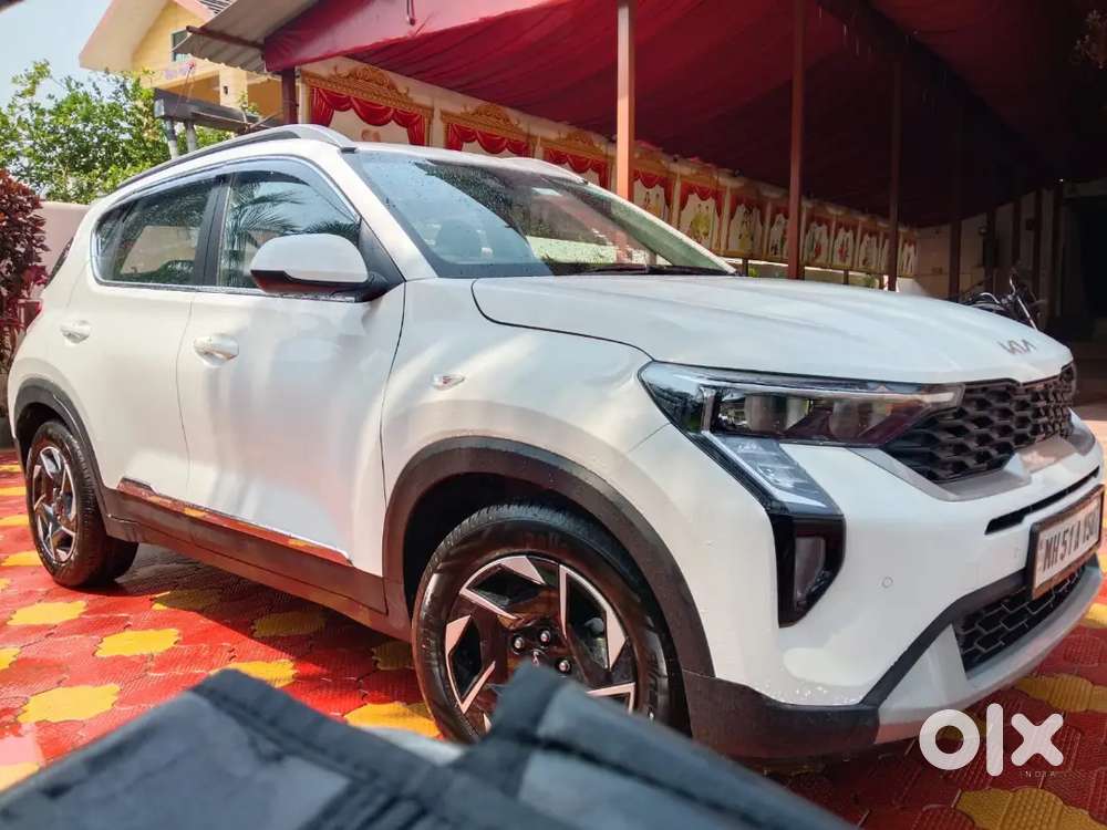 Kia Sonet 2024 October Petrol 10000 Km Driven