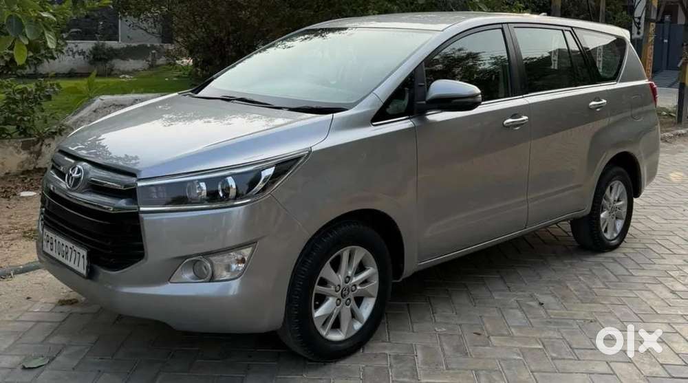 Toyota Innova Crysta 2.4 V 7 Str, 2017, Diesel