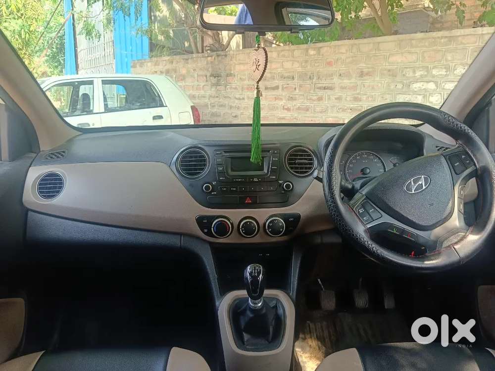 Hyundai Grand I10 2015 Diesel Well Maintained