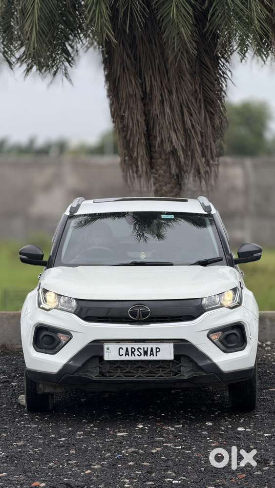 Tata Nexon 1.2 Revotron Xm (s), 2012, Petrol
