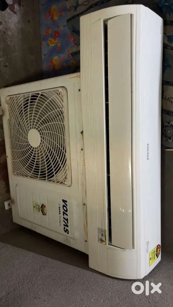 2 TON VOLTAS SPLIT AC 5 STAR AND INVERTER TECHNOLOGY