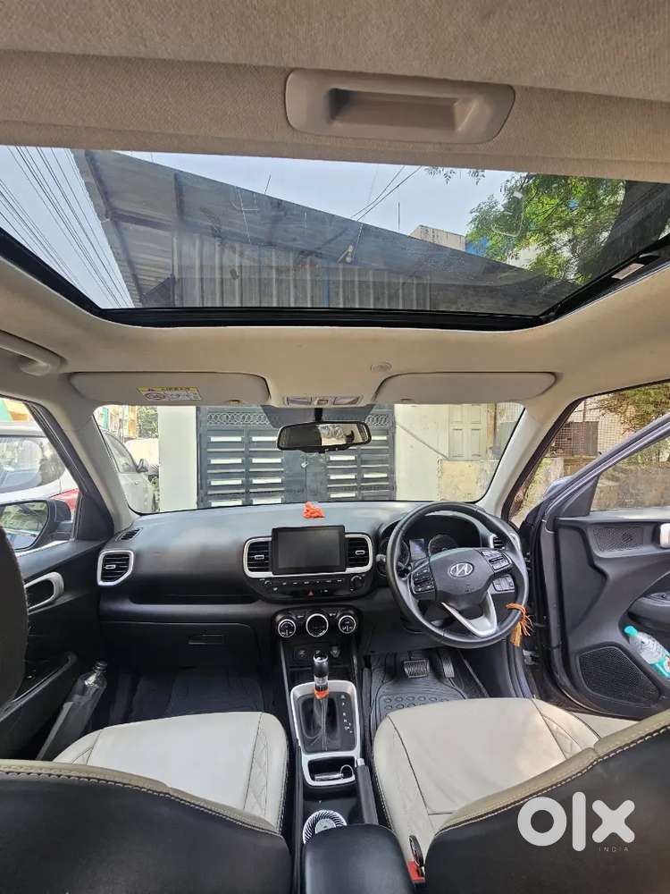 Hyundai Venue Top Model Automatic Less Driven