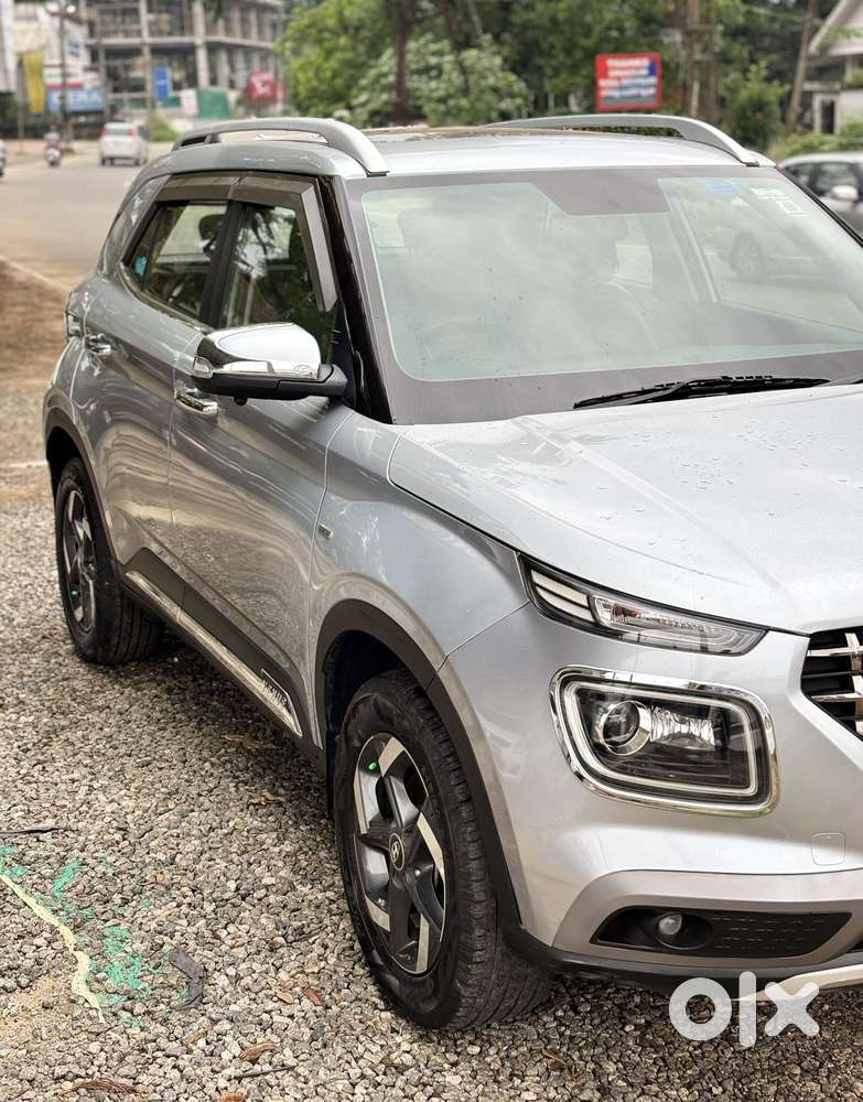 Hyundai Venue 1.0 Sx (o) Turbo Dct, 2019, Petrol