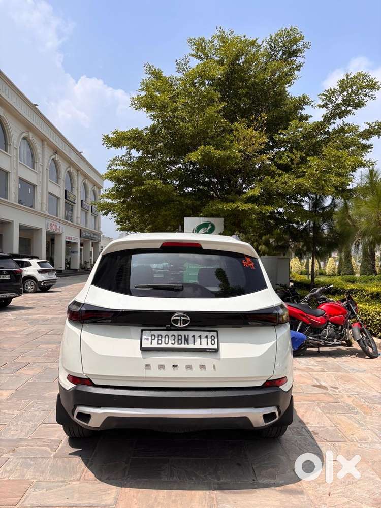 Tata Safari Xza+ Top Model