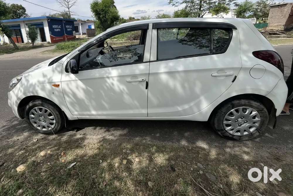 Hyundai I20 1.2 Magna Petrol 2011
