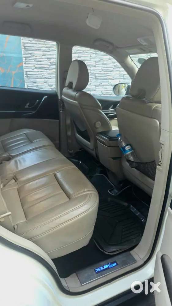Mahindra Xuv500 2015