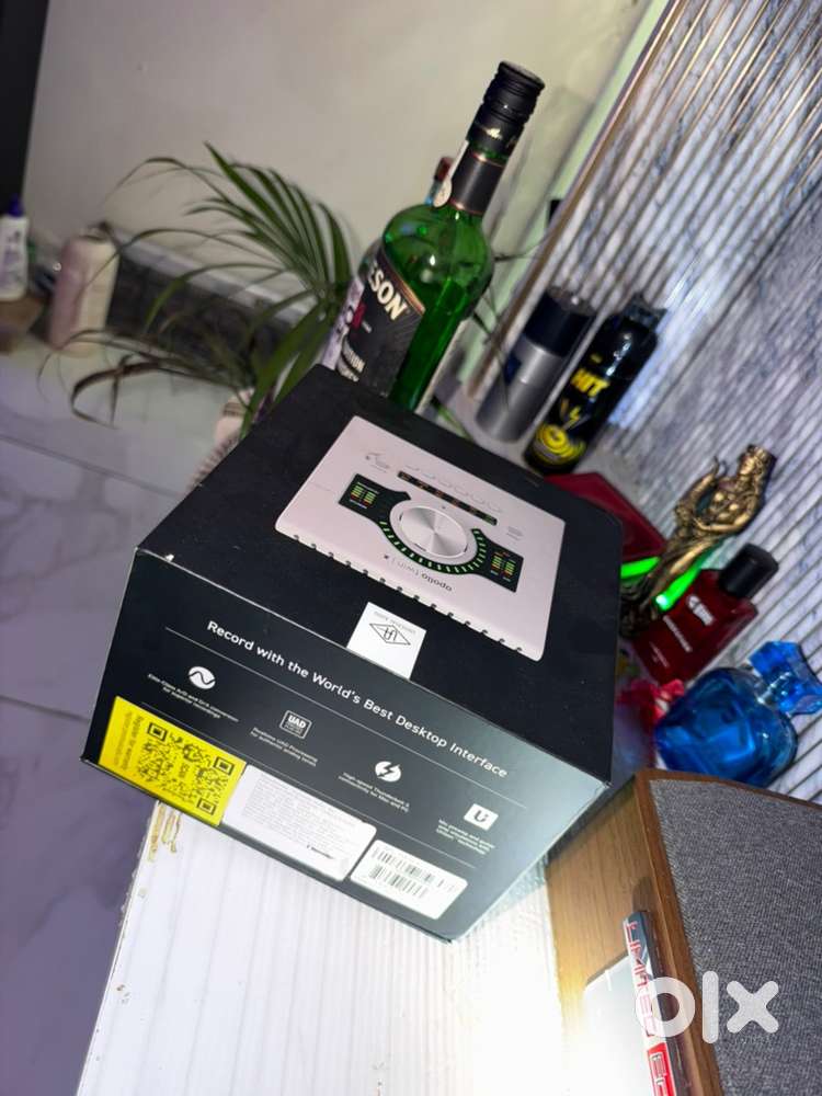 Universal audio ( Audio interface )