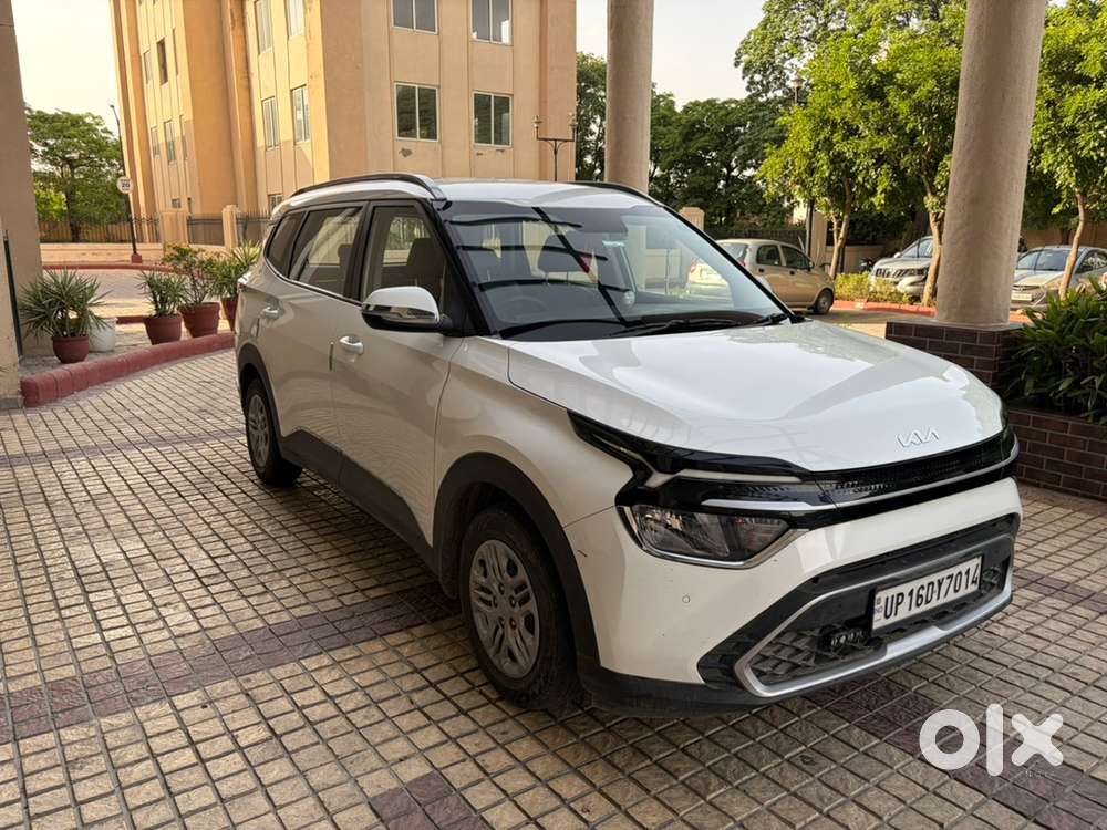 2023 Kia Carens Prestige 1.5 Petrol Manual 7-seater  1st Owner