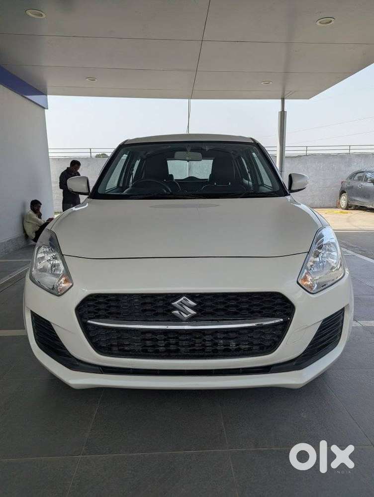 Maruti Suzuki Swift Vxi Optional, 2023, Petrol