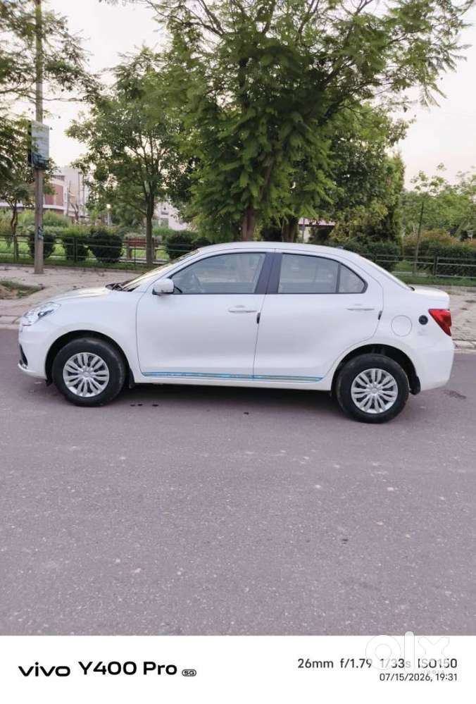 Maruti Suzuki Swift Dzire Vxi Optional, 2023, Cng & Hybrids