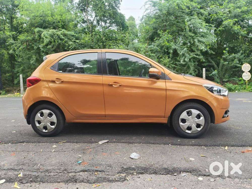Tata Tiago Xz Opt, 2016, Petrol