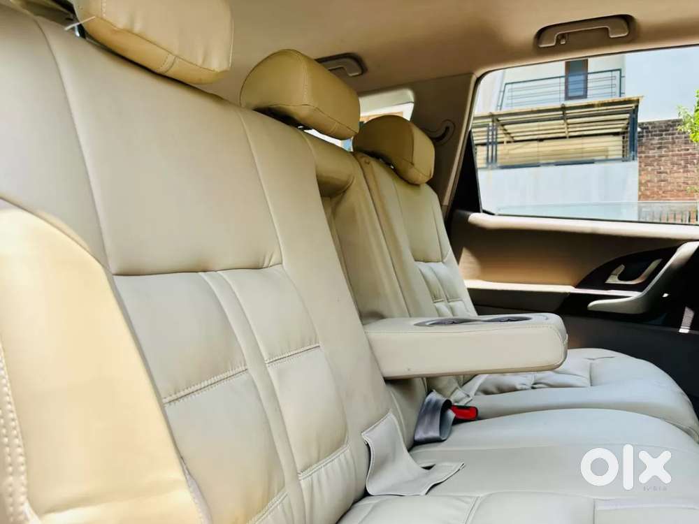 Mahindra Xuv500 Xclusive (driver Power Seat), 2015, Diesel