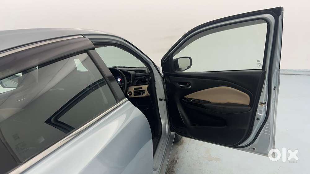 Toyota Glanza 1.2 G Amt, 2023, Petrol