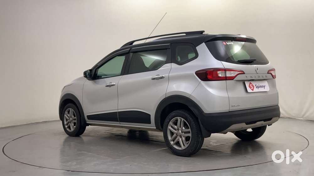 Renault Triber 1.0 Rxz Dual Tone, 2022, Petrol