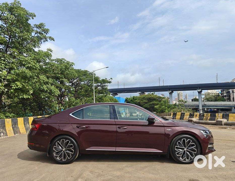 Skoda Superb 2.0 L&k Tsi At, 2024, Petrol