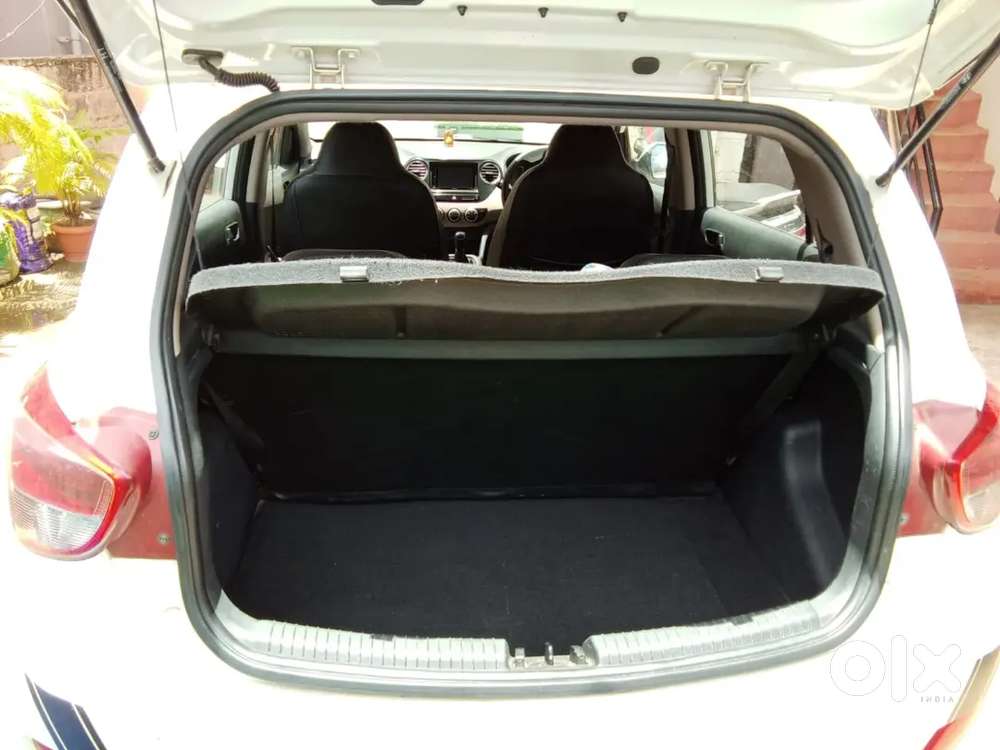 Hyundai Grand I10 2016 Top Model