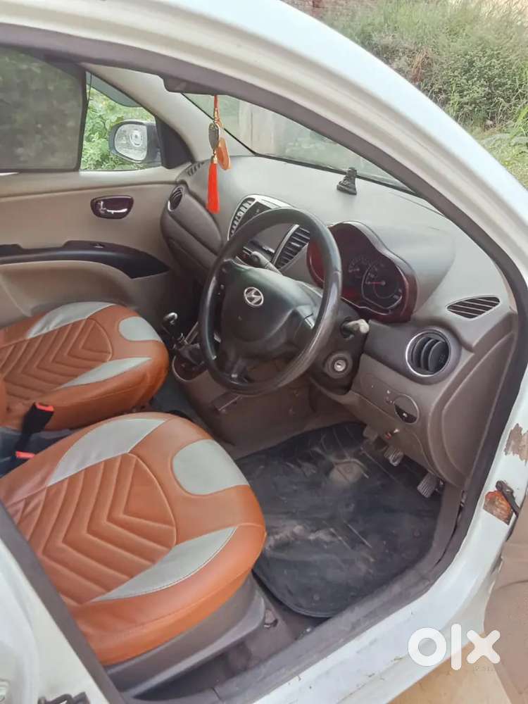 Hyundai Grand I10 Magna 2013 Car