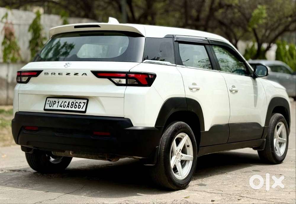 Maruti Suzuki Brezza 1.5 Lxi Cng, 2024, Cng & Hybrids