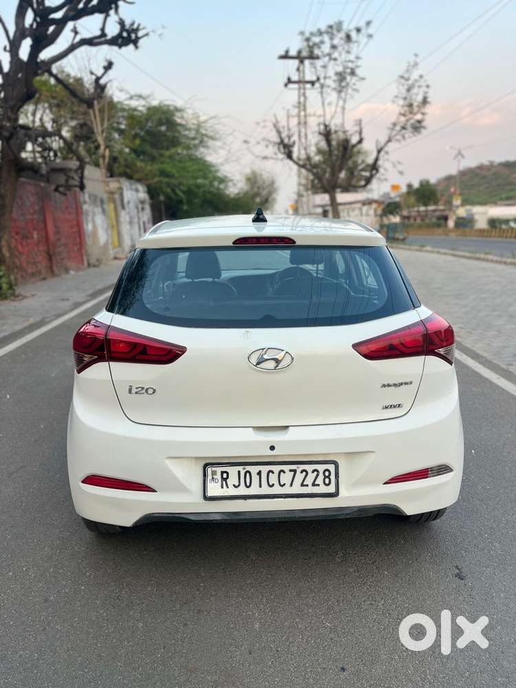 Hyundai I20 Magna 1.2 Mt, 2016, Petrol