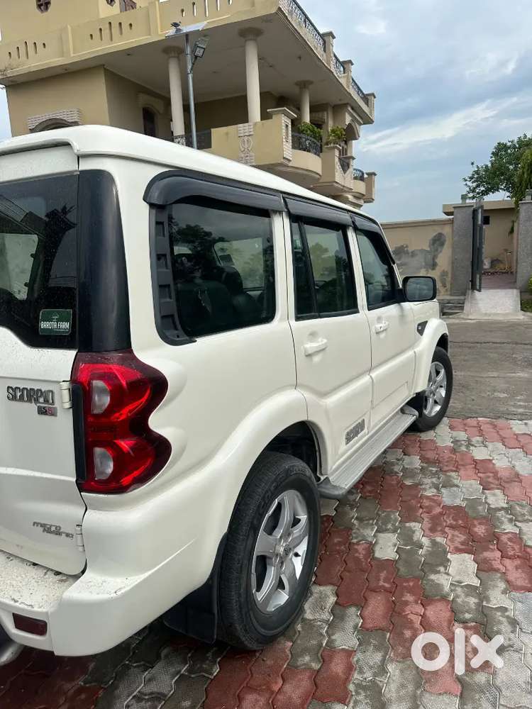 Mahindra Scorpio S5 Plus 2019