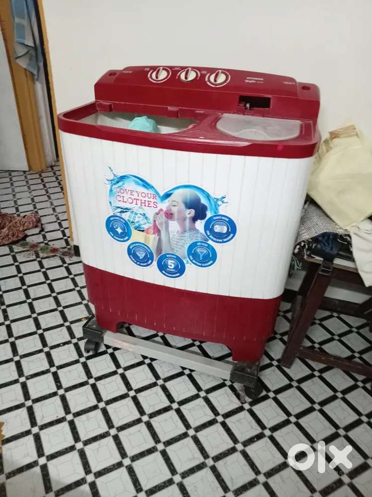 Hyundai Washing Machin With Stand