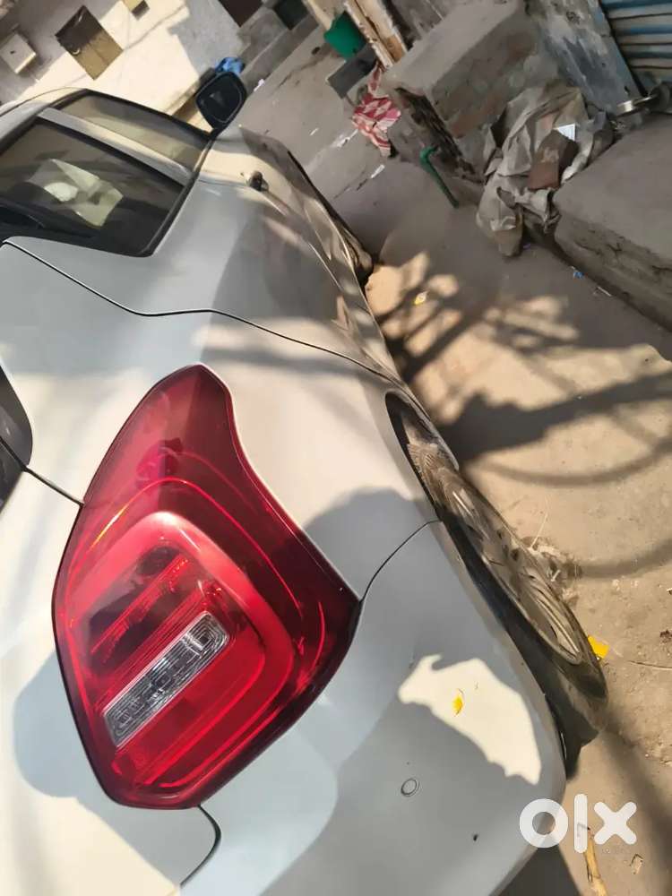 Maruti Suzuki Swift 2021 Petrol 65000 Km Driven