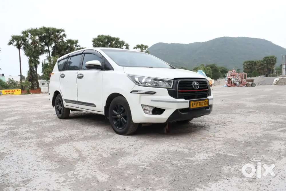 Toyota Innova Crysta 2018 Diesel Mt