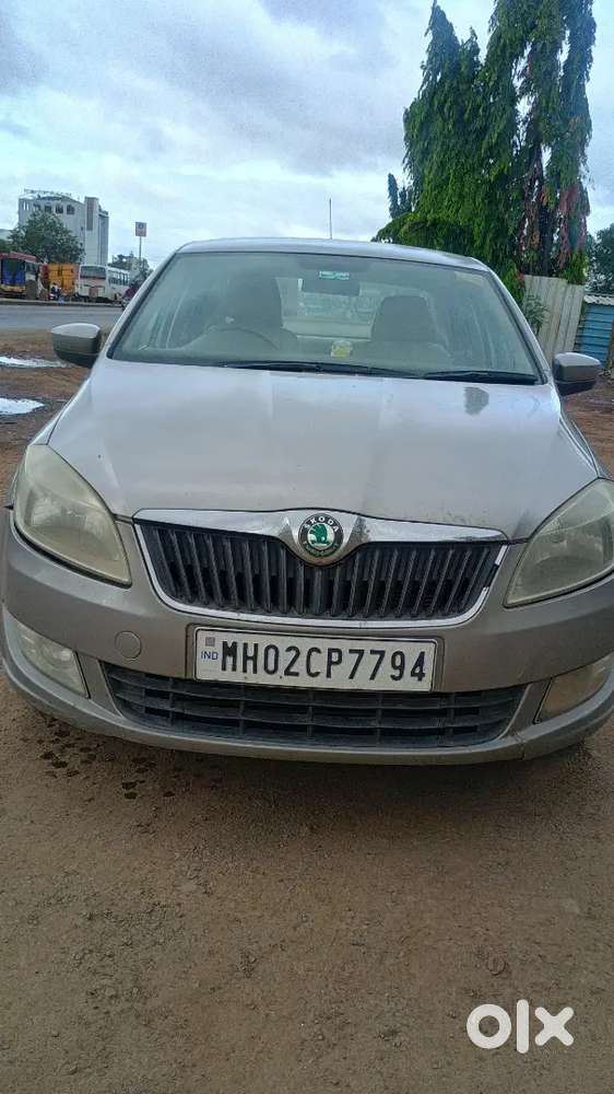 Skoda Rapid 1.0 Tsi 2012