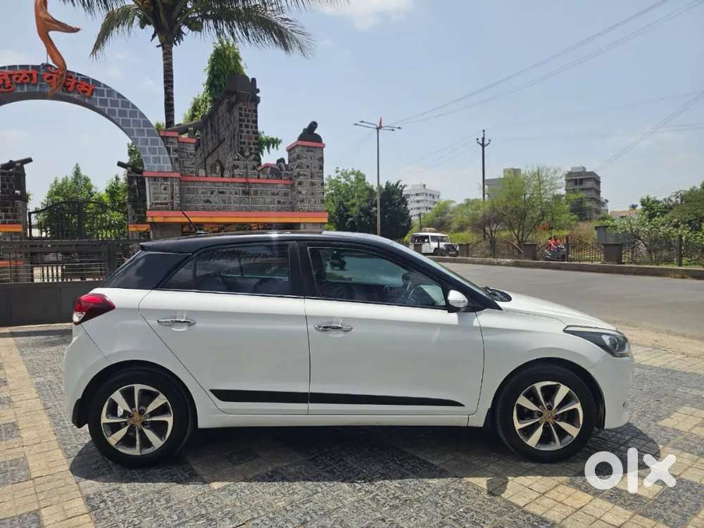 Hyundai I20 Asta Diesel 2017  First Owner   Insurance 2026
