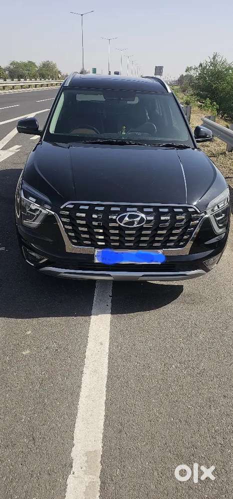 Hyundai Alcazar Diesel Less Driven Well Maintained Car.
