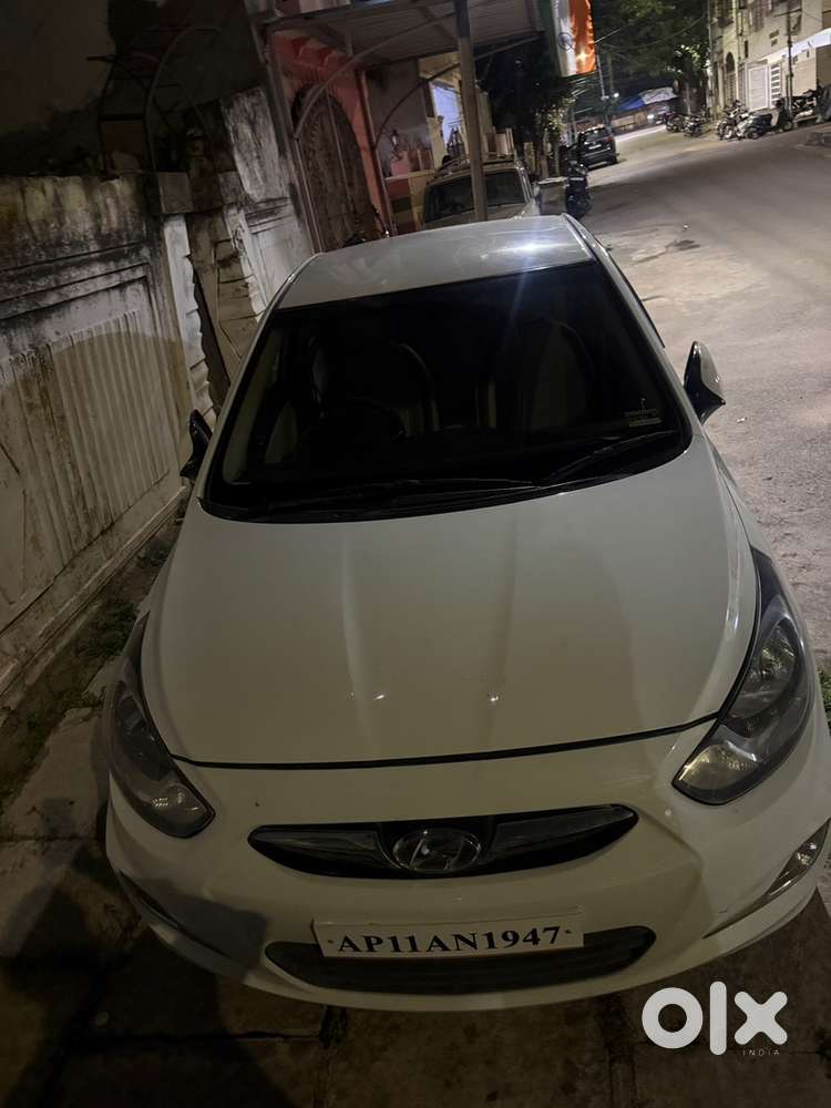 Hyundai Verna Fluidic 2011