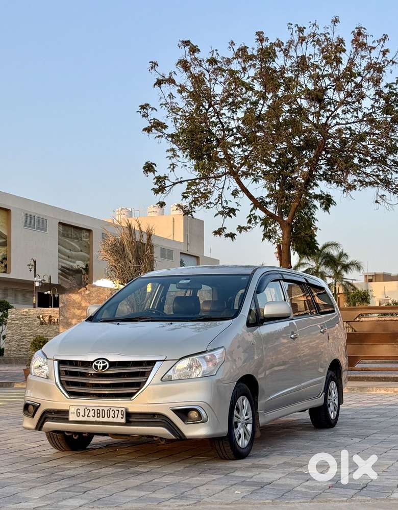 Toyota Innova 2.5 G (diesel) 8 Seater, 2015, Diesel