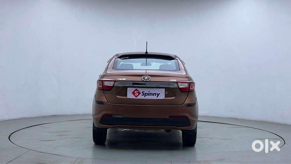 Tata Tigor Xza, 2018, Petrol