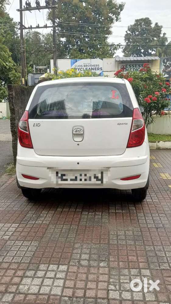 Hyundai I10 Sportz 2014 Model