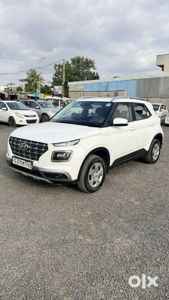 Hyundai Venue 1.2 S Plus, 2021, Petrol