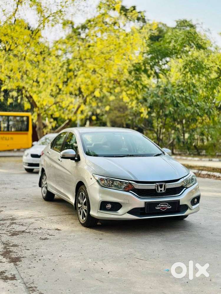 Honda City I-vtec V, 2018, Petrol
