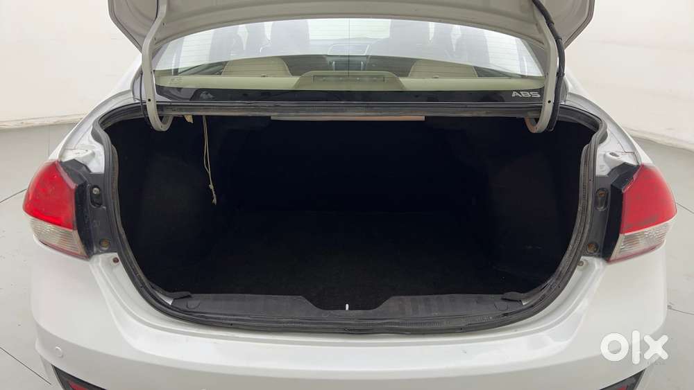 Maruti Suzuki Ciaz Zxi, 2015, Petrol